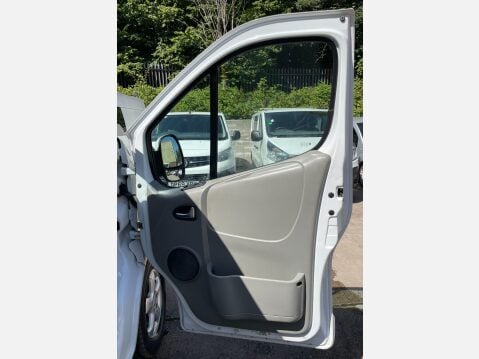 Vauxhall Vivaro 2.0 2900 CDTi Sportive FWD L3 4dr 21