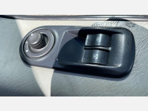 Vauxhall Vivaro 2.0 2900 CDTi Sportive FWD L3 4dr 22