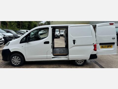 Nissan NV200 1.5 dCi Acenta SWB Euro 6 6dr 25