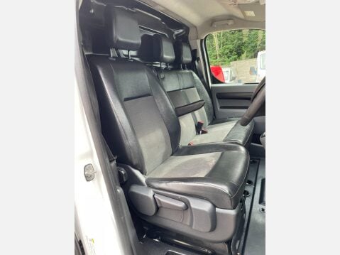 Vauxhall Vivaro 1.5 Turbo D 2900 Dynamic L1 H1 Euro 6 (s/s) 6dr 25