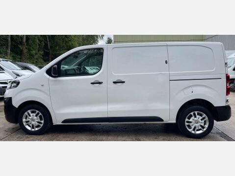 Vauxhall Vivaro 1.5 Turbo D 2900 Dynamic L1 H1 Euro 6 (s/s) 6dr 16