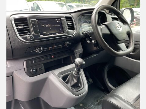 Vauxhall Vivaro 1.5 Turbo D 2900 Dynamic L1 H1 Euro 6 (s/s) 6dr 38