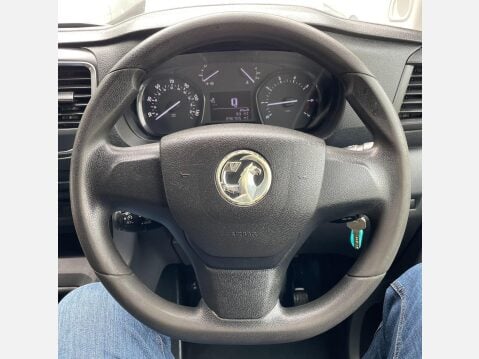Vauxhall Vivaro 1.5 Turbo D 2900 Dynamic L1 H1 Euro 6 (s/s) 6dr 28