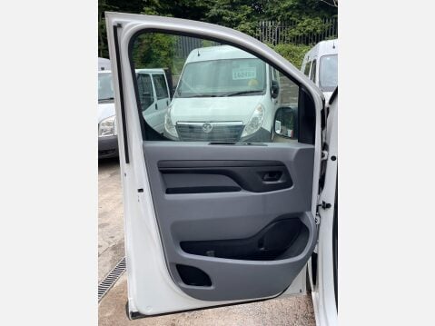 Vauxhall Vivaro 1.5 Turbo D 2900 Dynamic L1 H1 Euro 6 (s/s) 6dr 35