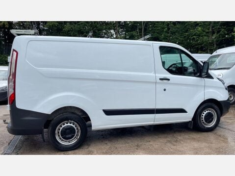Ford Transit Custom 2.0 TDCi 290 L1 H1 5dr 8