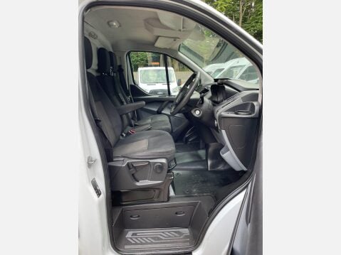Ford Transit Custom 2.0 TDCi 290 L1 H1 5dr 23