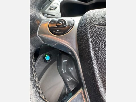 Ford Transit Connect 1.5 200 EcoBlue Limited L1 Euro 6 (s/s) 5dr 32