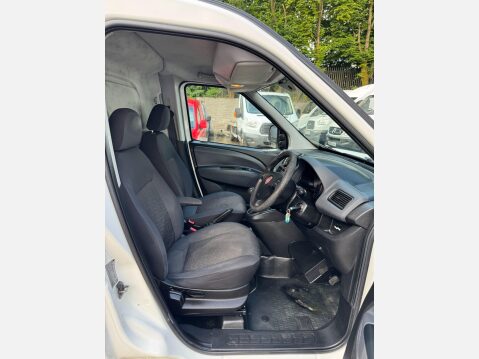 Fiat Doblo 1.6 JTD MultiJet 16v SX L1 H1 4dr 27