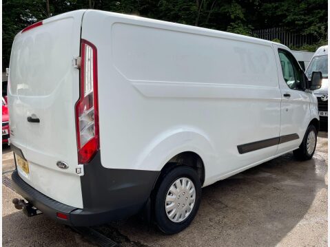 Ford Transit Custom 2.0 TDCi 290 L2 H1 5dr 9