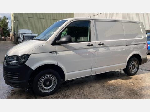 Volkswagen Transporter 2.0 TDI T28 BlueMotion Tech Startline FWD SWB Euro 6 (s/s) 5dr 18