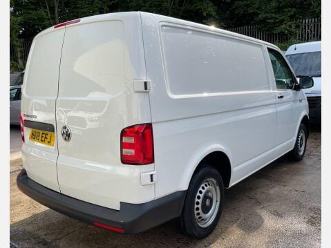 Volkswagen Transporter 2.0 TDI T28 BlueMotion Tech Startline FWD SWB Euro 6 (s/s) 5dr 9