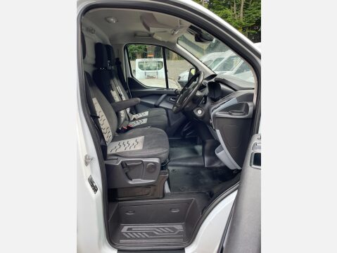 Ford Transit Custom 2.0 TDCi 310 Limited L1 H1 5dr 23