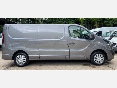 Vauxhall Vivaro 1.6 CDTi 2900 BiTurbo ecoTEC Sportive L2 H1 Euro 6 (s/s) 5dr 7