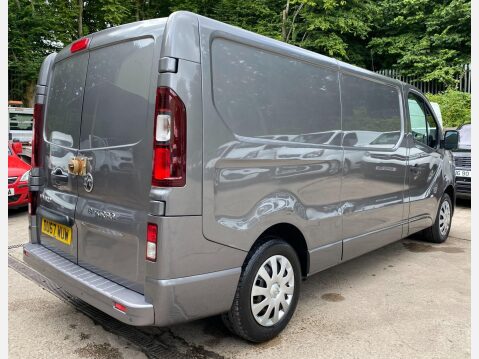 Vauxhall Vivaro 1.6 CDTi 2900 BiTurbo ecoTEC Sportive L2 H1 Euro 6 (s/s) 5dr 9