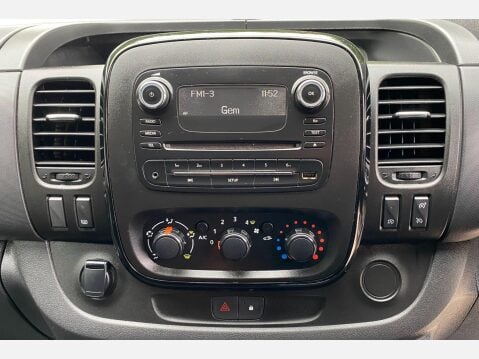 Vauxhall Vivaro 1.6 CDTi 2900 BiTurbo ecoTEC Sportive L2 H1 Euro 6 (s/s) 5dr 34