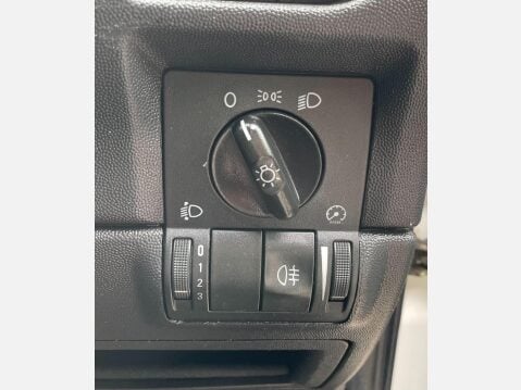Vauxhall Combo 1.3 CDTi 1700 16v SE 3dr 23