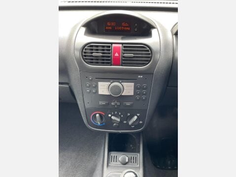 Vauxhall Combo 1.3 CDTi 1700 16v SE 3dr 25