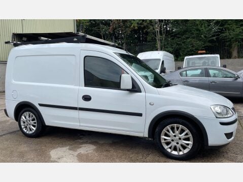 Vauxhall Combo 1.3 CDTi 1700 16v SE 3dr 4