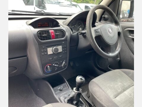 Vauxhall Combo 1.3 CDTi 1700 16v SE 3dr 30