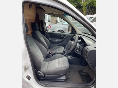 Vauxhall Combo 1.3 CDTi 1700 16v SE 3dr 19