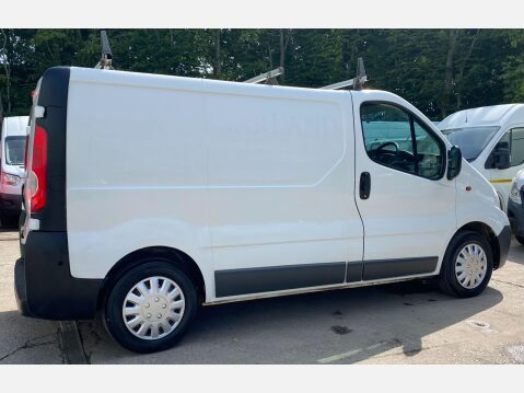 Vauxhall Vivaro 2.0 2700 CDTi FWD L1 4dr 8