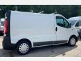 Vauxhall Vivaro 2.0 2700 CDTi FWD L1 4dr 8