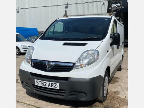 Vauxhall Vivaro 2.0 2700 CDTi FWD L1 4dr 24