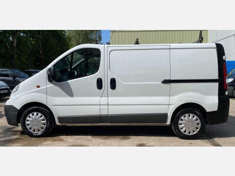 Vauxhall Vivaro 2.0 2700 CDTi FWD L1 4dr 17
