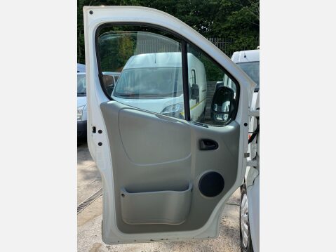 Vauxhall Vivaro 2.0 2700 CDTi FWD L1 4dr 38