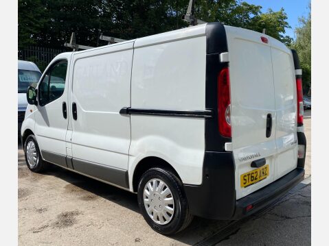 Vauxhall Vivaro 2.0 2700 CDTi FWD L1 4dr 15
