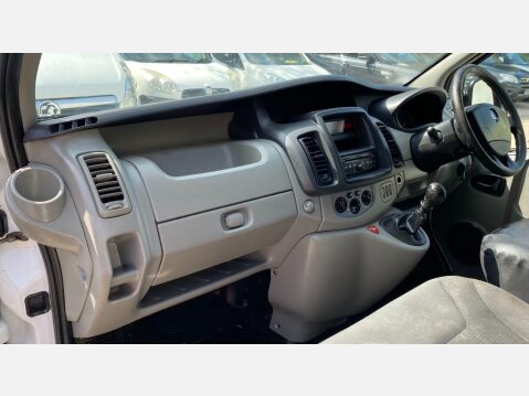 Vauxhall Vivaro 2.0 2700 CDTi FWD L1 4dr 41
