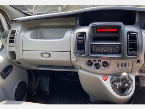 Vauxhall Vivaro 2.0 2700 CDTi FWD L1 4dr 34