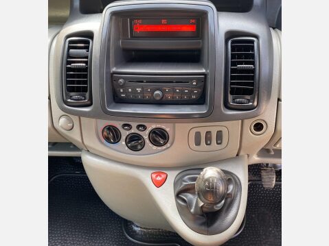 Vauxhall Vivaro 2.0 2700 CDTi FWD L1 4dr 35