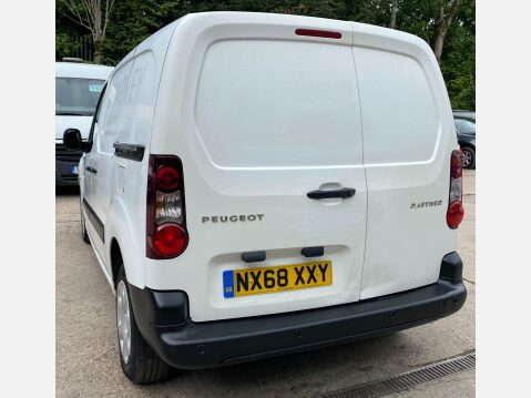 Peugeot Partner 1.6 BlueHDi 855 Professional L1 5dr Stop & Start 13