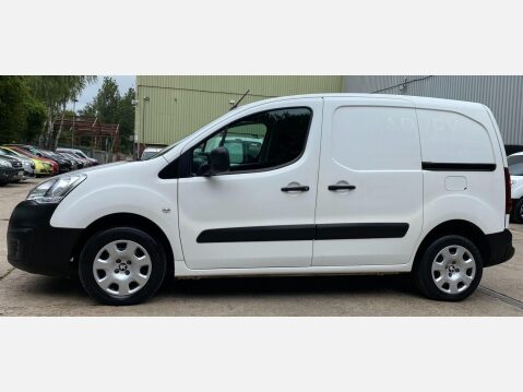 Peugeot Partner 1.6 BlueHDi 855 Professional L1 5dr Stop & Start 19