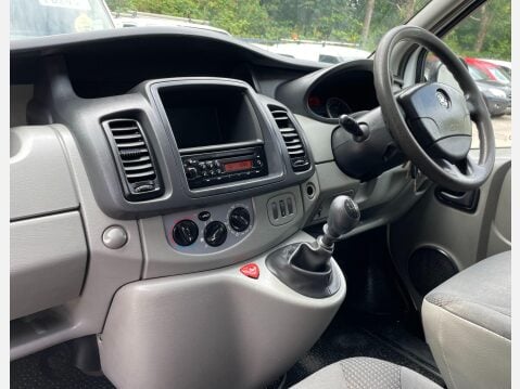 Vauxhall Vivaro 2.0 2900 CDTi FWD L1 4dr 32