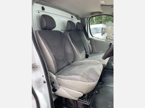 Vauxhall Vivaro 2.0 2900 CDTi FWD L1 4dr 23