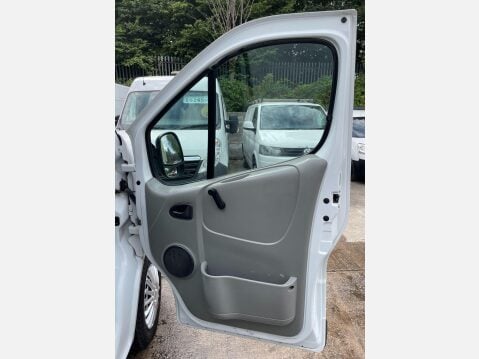 Vauxhall Vivaro 2.0 2900 CDTi FWD L1 4dr 21