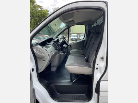 Vauxhall Vivaro 2.0 2900 CDTi FWD L1 4dr 30