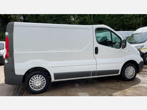 Vauxhall Vivaro 2.0 2900 CDTi FWD L1 4dr 8