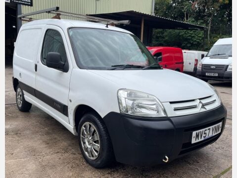 Citroen Berlingo 1.6 HDi 600TD LX 5dr (Euro 4) 3