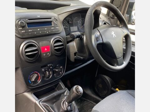 Peugeot Bipper 1.3 HDi Professional FWD L1 H1 3dr 37
