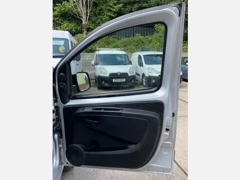 Peugeot Bipper 1.3 HDi Professional FWD L1 H1 3dr 23