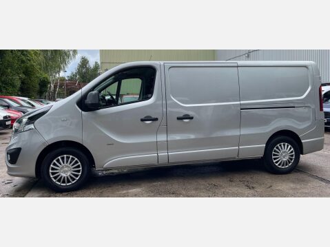 Vauxhall Vivaro 1.6 CDTi 2900 Sportive L2 H1 Euro 6 5dr 17