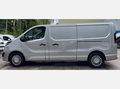 Vauxhall Vivaro 1.6 CDTi 2900 Sportive L2 H1 Euro 6 5dr 15