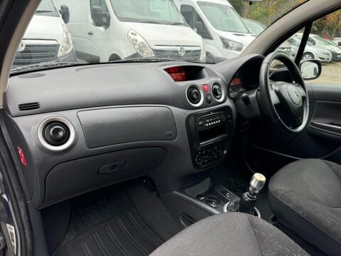 Citroen C3 1.1i Cool 5dr 16