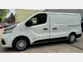 Renault Trafic 1.6 dCi 27 Business+ SWB Standard Roof Euro 6 5dr 22