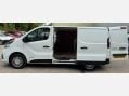 Renault Trafic 1.6 dCi 27 Business+ SWB Standard Roof Euro 6 5dr 21