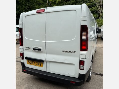 Renault Trafic 1.6 dCi 27 Business+ SWB Standard Roof Euro 6 5dr 13
