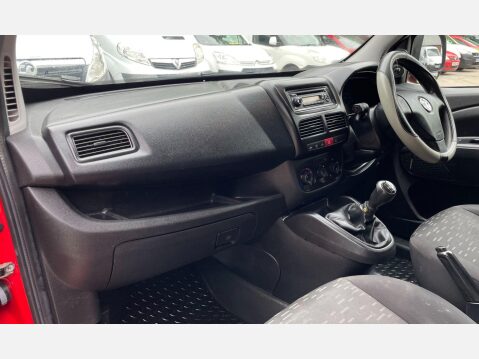 Vauxhall Combo 1.3 CDTi 2000 16v FWD L1 H1 3dr 34